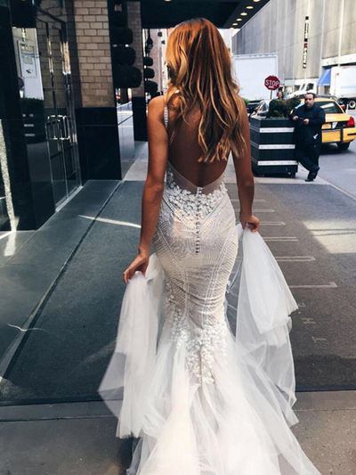 Appliques V-Neck Elegant Mermaid Open-Back Wedding Dress