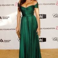 Inspired by Sofia Vergara Celebrity Dresses Emerald Green A Line Chiffon Pleat Prom Dresses Evening Formal Gowns - Thumbnail 1