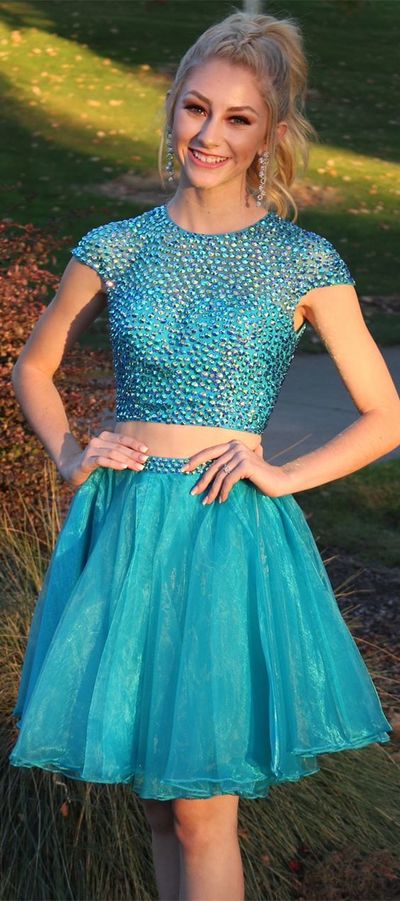 Luxurious Two Piece Beaded Open Back Peacock Blue Homecoming Dress Short Prom Dresses 