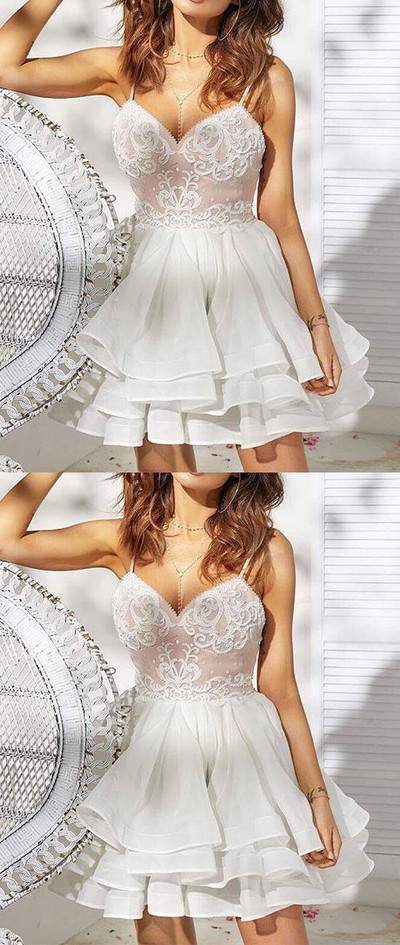 Cute Spaghetti Straps Sweetheart White Short Prom Dresses Chiffon Homecoming Dresses with Lace