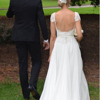 Elegant Sweetheart Cap Sleeve Backless Chiffon White Wedding Dress with Appliques - Thumbnail 1