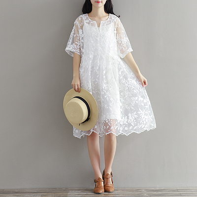Gorgeous white lace and chiffon dress - Thumbnail 5