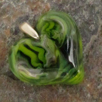 Rainforest Green Glass Heart Pendant - Thumbnail 2