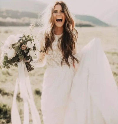 Vinatge Boho Wedding Dress with Long Sleeves