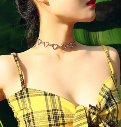 Free Shipping-LITTLE HEARTS CHOKER 