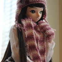 Full Set - Hat, Scarf and Mitts - Thumbnail 4