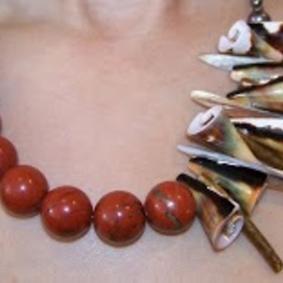 Shell necklace 