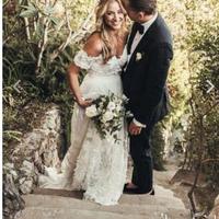 Ivory Rustic Lace Wedding Dresses Off the Shoulder Beach Wedding Dresses  - Thumbnail 4