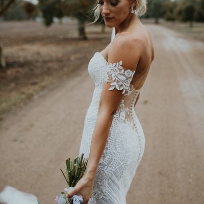 Gorgeous mermaid wedding dresses off the shoulder delicate lace covered button bridal gowns - Thumbnail 4