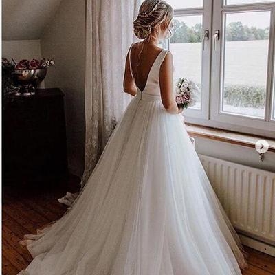 A line tulle wedding dresses simple crew neck covered button bow bridal gowns