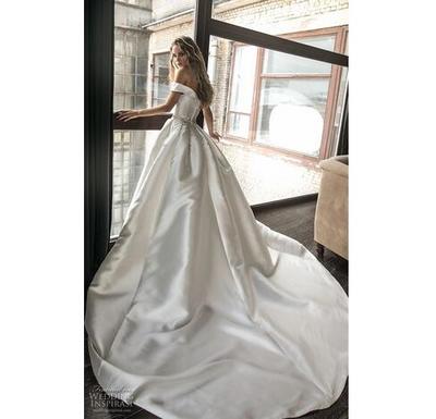 Princess Off Shoulder Satin A Line Wedding Dresses 2019 With Beaded Crystal Sash Custom Made Bridal Wedding Gowns Vestido De Novia