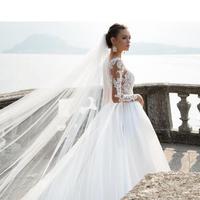 Vintage Wedding Dresses Sheer Long Sleeves Lace Appliqued Button Back Satin Wedding Gowns Women Country Western Bridal Gowns - Thumbnail 1