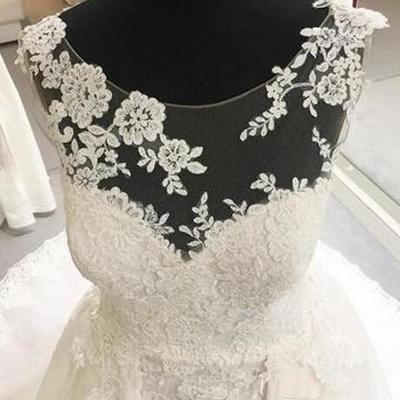 Fresh illusion bodice wedding dresses elegant sheer lace appliques neckline court train princess backless mopping long section wedding gowns