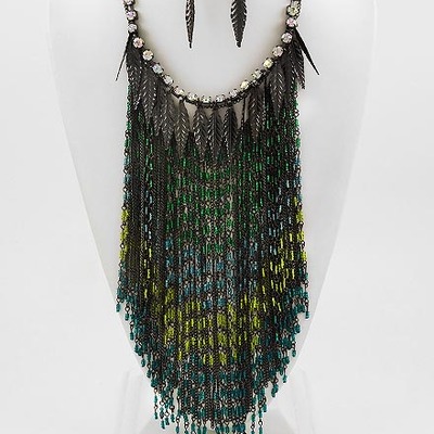 Peacock beads 40%off