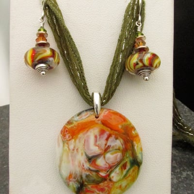 Rainbow glass pendant earring set - Thumbnail 4