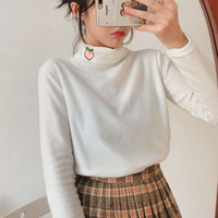 Peach Fruits Embroidery Turtleneck Fleece T-shirt - Thumbnail 1