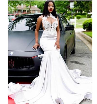 Sexy Lace Keyhole Neck Mermaid Prom Dresses High Neck White Satin Sweep Train Women Occasion Evening Gowns Red Carpet Dress