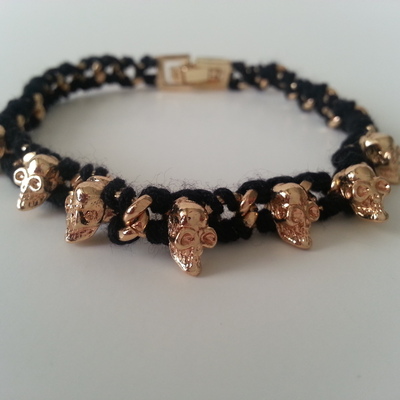 Chain & black yarn skullhead bracelet