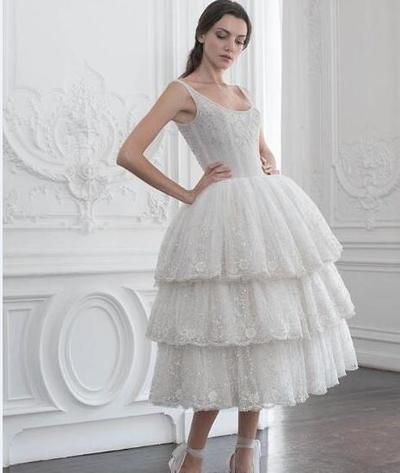 Prom Dresses Tea Length A Line Formal Evening Gowns Lace Appliqued Tiered Skirts Beaded Party Dress