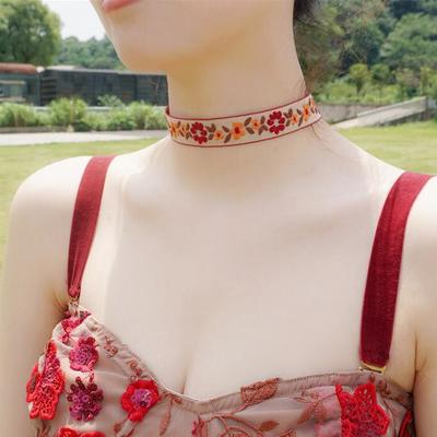 Retro daisy flower embroidery choker - Thumbnail 4