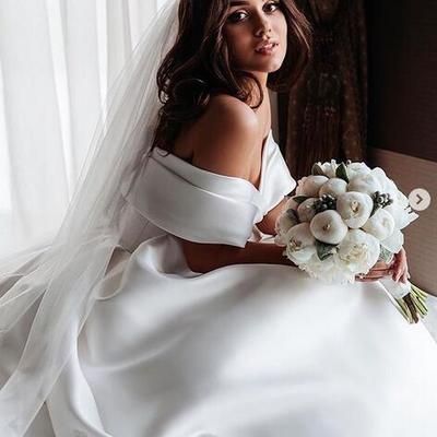 Stunning ball gown wedding dresses off the shoulder bridal gowns - Thumbnail 5