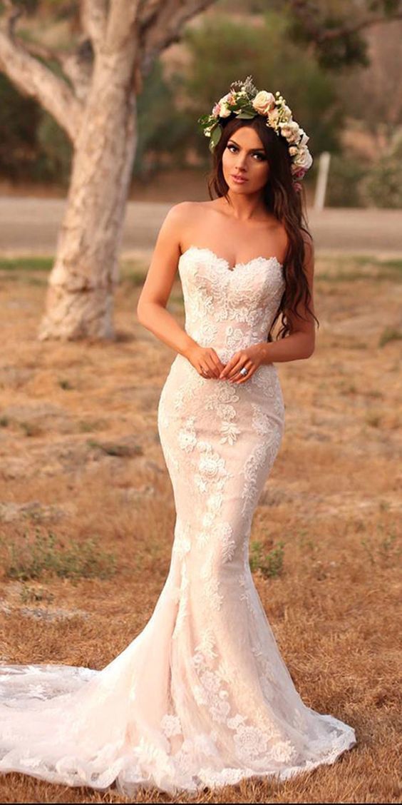 Stunning Mermaid Wedding Dresses Sweetheart Lace Appliques Champagne Lining Bridal Gowns