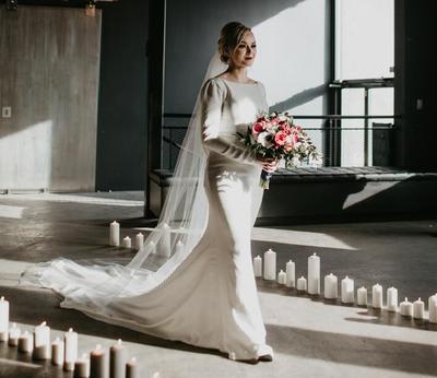 Simple Mermaid Bohemian Wedding Dresses Crew Neck Long Sleeve Covered Button Backless Bridal Gowns