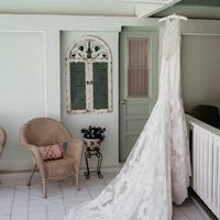 Stunning Mermaid Bohemian Garden Wedding Dresses Crew Neck Sleeveless Delicate Lace Beading Crystals Bridal Gowns - Thumbnail 1