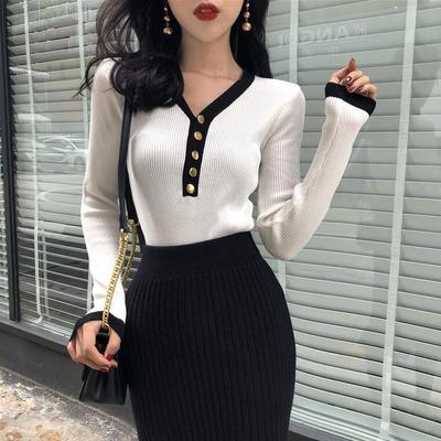 V-neck Button Knitted Top