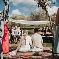 Simple Sheath Wedding Dresses Deep V Neck Long Sleeve Side Slit Bridal Gowns - Thumbnail 3