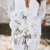 Stunning Mermaid Wedding Dresses V Neck Sheer Long Sleeve Poet Sleeve Delicate Lace Bridal Gowns - Thumbnail 2