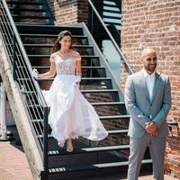 Simple A Line Chiffon Wedding Dresses Crew Neck Short Sleeve Delicate Lace Handmade Flowers Pleat Bridal Gowns - Thumbnail 1