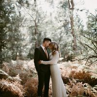 Bohemian Mermaid Wedding Dresses Sexy V Neck Sheer Long Sleeve Delicate Lace Backless Bridal Gowns - Thumbnail 3