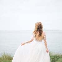 Garden Ball Gown Tulle Wedding Dresses Sheer Crew Neck Long Sleeve Delicate Lace Bridal Gowns - Thumbnail 4