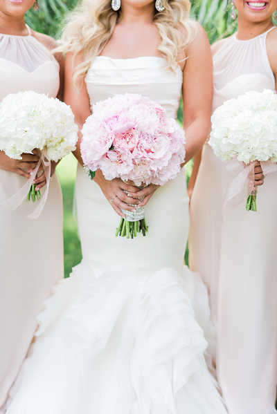 Glamorous Mermaid Garden Wedding Dresses Strapless Beading Crystals Belt Ruffle Bridal Gowns