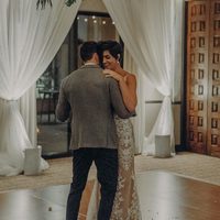 Glamorous Mermaid Garden Wedding Dresses Sexy Deep V Neck Delicate Lace Champagne Lining Bridal Gowns - Thumbnail 4