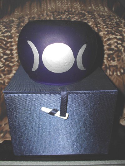 Candle Holder - Triple Moon Tealight Holder