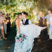 Stunning Mermaid Wedding Dresses Scoop Sleeveless Delicate Lace Bridal Gowns - Thumbnail 1