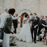 Simple Ball Gown Tulle Garden Wedding Dresses Spaghetti Straps Lace Bodice Appliques Puffy Bridal Gowns - Thumbnail 1