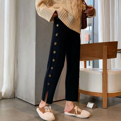 Side buttons slit knit casual pants - Thumbnail 3
