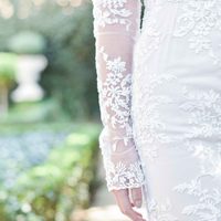 Simple Sheath Tulle Garden Wedding Dresses Crew Neck Sheer Long Sleeve Lace Appliques Bridal Gowns - Thumbnail 2