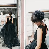 Romantic Ball Gown Black Gothic Wedding Dresses Sheer Crew Neck Lace Appliques Keyhole Back Bridal Gowns - Thumbnail 2