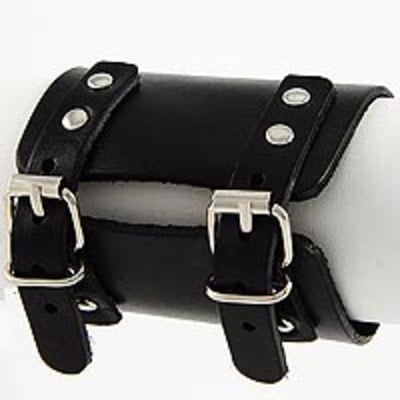 Leather luck 40%off