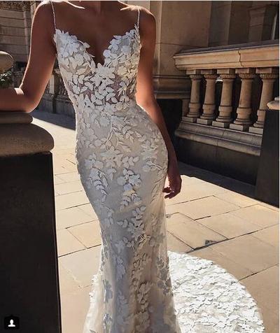  Romantic Mermaid Stunning Wedding Dresses Spaghetti Straps Delicate Lace Bridal Gowns