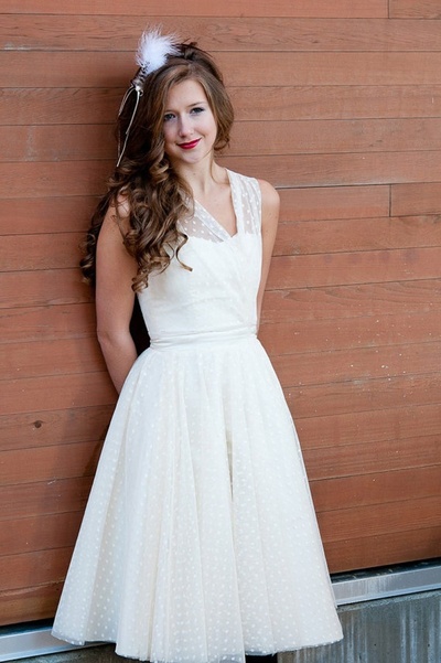 1950S Vintage Ball Gown Short Wedding Dresses Plunge Polka Dots Tre-length Bridal Gowns
