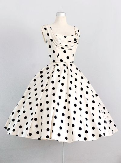 1950S Vintage Ball Gown White Wedding Dresses Sweetheart Ruched Black Polka Dots Mini Short Bridal Gowns