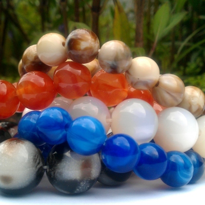 Natural beads (sold individually)
