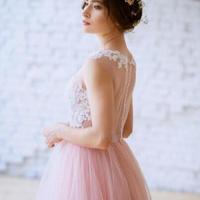 New Blush Pink Bohemian Wedding Dresses Illusion Neck White Lace Appliqued Long Tulle Beach Bridal Gowns - Thumbnail 1