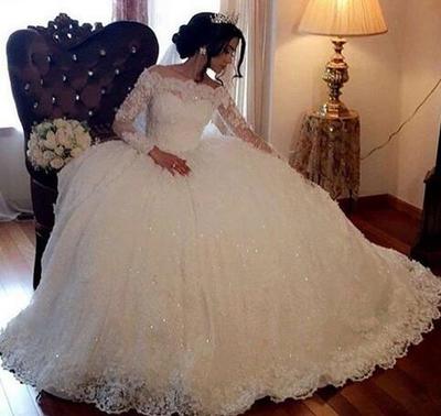 Ball Gown Wedding Dresses New Vintage Long Sleeves Lace Appliques Sequins Puffy Arabic Dubai Formal Church Bridal Gowns Plus Size