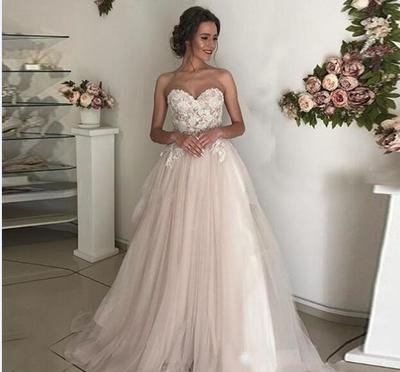  Elegant Lace Wedding Dresses Sweetheart Appliques Tulle Floor Length Champagne Ivory Bridal Dresses Autumn Country Garden Wedding Gowns